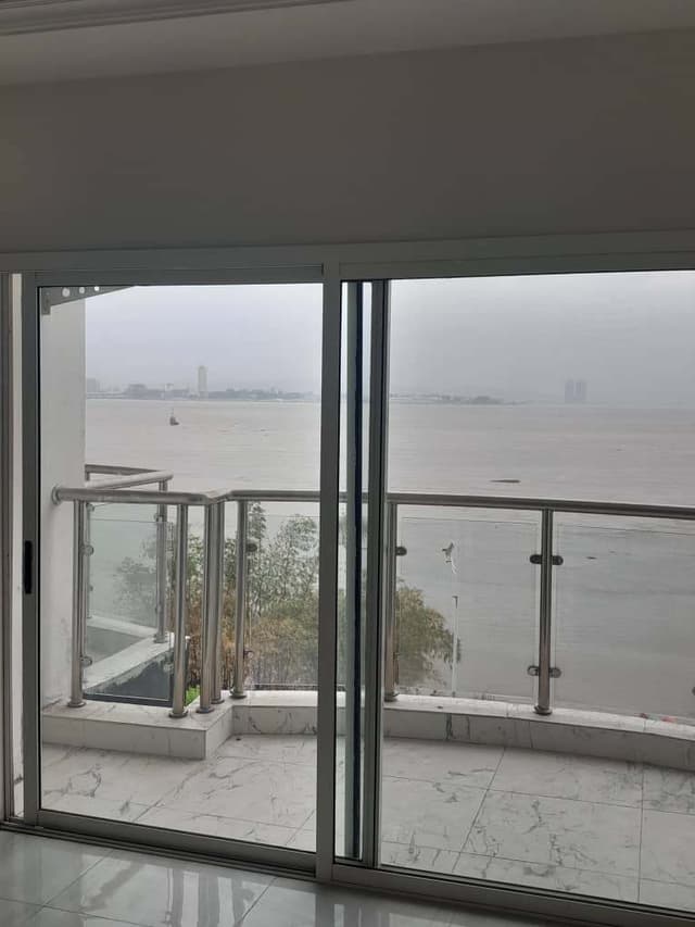 Appartement en location au centre ville gombe in Kinshasa rent up to 200 m2 3 20 3 – Quality product listing