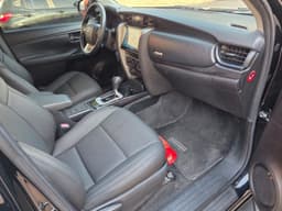 Vignette de TOYOTA FORTUNER A VENDRE A KINSHASA 6