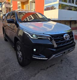 Vignette de TOYOTA FORTUNER A VENDRE A KINSHASA 3