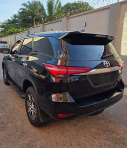 Vignette de TOYOTA FORTUNER A VENDRE A KINSHASA 2