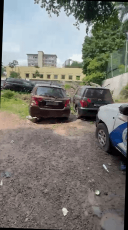 Vignette de Terrain viabilisé 1656m² en plein centre-ville - Gombe, Kinshasa 1