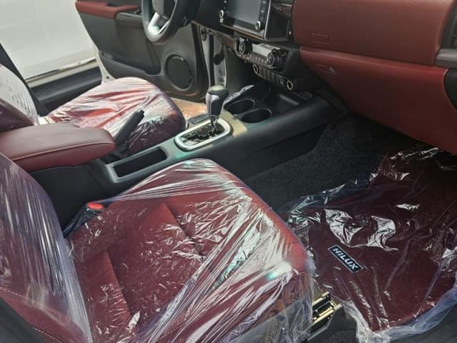 Toyota Hilux 2024 - Automatique Essence 4 Cylindres - Gombe Toyota in Kinshasa 2024 4 cylindres mediacongo Hilux Essence h...