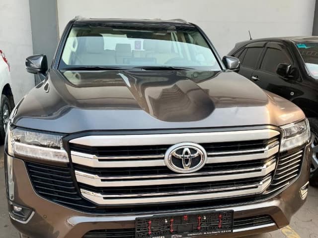 Toyota Land Cruiser GX-R 2024 - Twin Turbo Essence Full Options - Ngaliema Toyota in Kinshasa 2024 Twin Turbo mediacongo L...