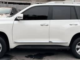 Vignette de Toyota Land Cruiser Prado TXL 2015 - Essence Automatique 43 000 km - Gombe 3