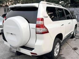Vignette de Toyota Land Cruiser Prado TXL 2015 - Essence Automatique 43 000 km - Gombe 7