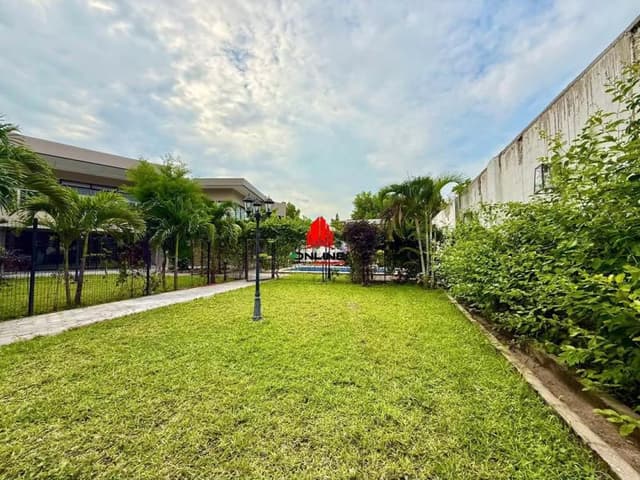 Villa de prestige 6 chambres avec piscine - Mont-Fleury, Ngaliema in Kinshasa mediacongo 6 6 https://www.mediacongo.net/an...